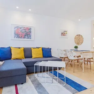 Condessa Iii By Innkeeper Lisboa